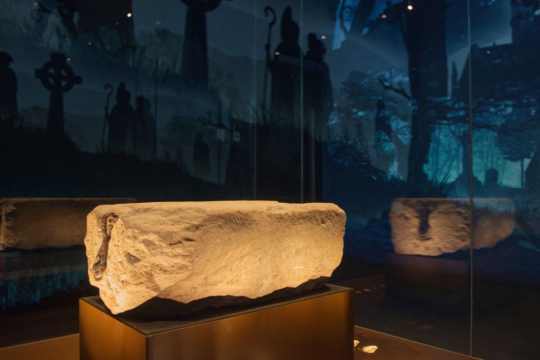 A photograph of the Stone of Destiny A photograph of the Stone of Destiny